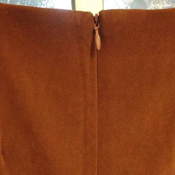 Elegant Brown Skirt - Picture 8 of 10